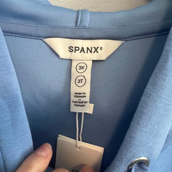Spanx Airessentials Cropped Cinched Hoodie Sweatshirt Cornflower Blue NWT - Picture 5 of 9